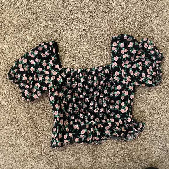 Black Floral crop top from Zara - Picture 4 of 5